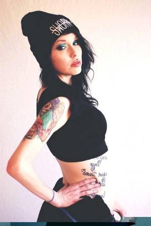 Talknerdytome13 profile