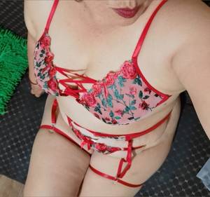 Tamaracurvy44 profile