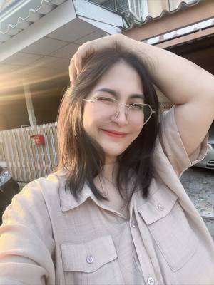 Kkhunyam Thai chubby girl profile