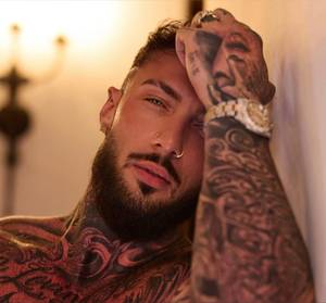 The_greek_savage profile