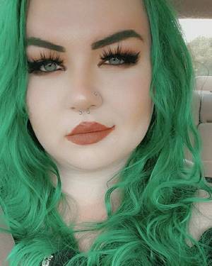 Theeswampwitch profile