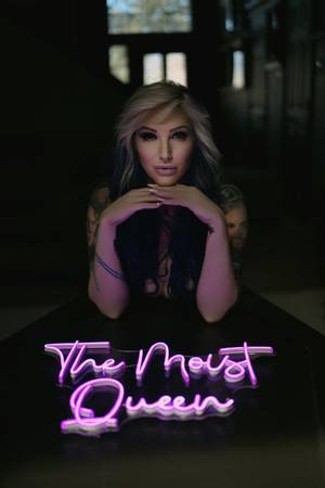 TheMoistQueen profile