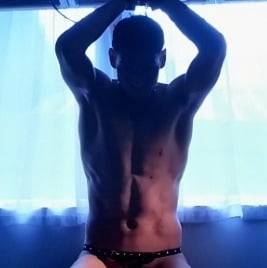 Thenakedmusician profile