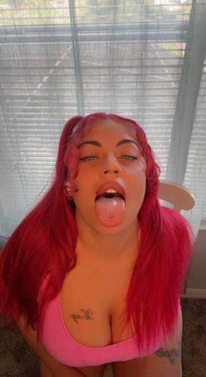 Thepinkyurge profile