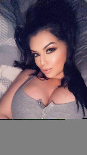 Thevoluptuousv profile