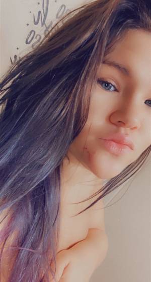 Urgirlamanda461 profile