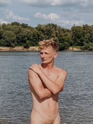 Warsawnudist profile