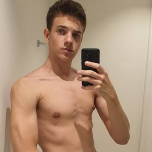Youngaussieboy98 profile