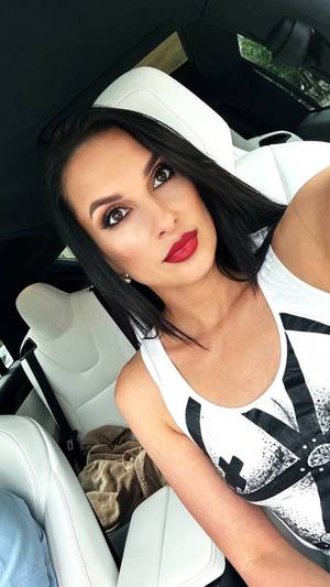 Goddess Diana profile